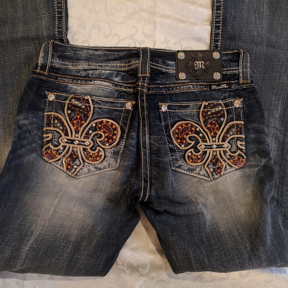 Miss me signature rise bootcut jeans. - Picture 5 of 10